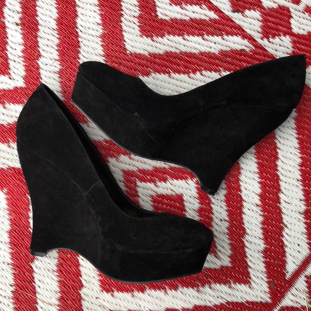 BCBG Generation Black Suede Wedge Size 9 1/2M